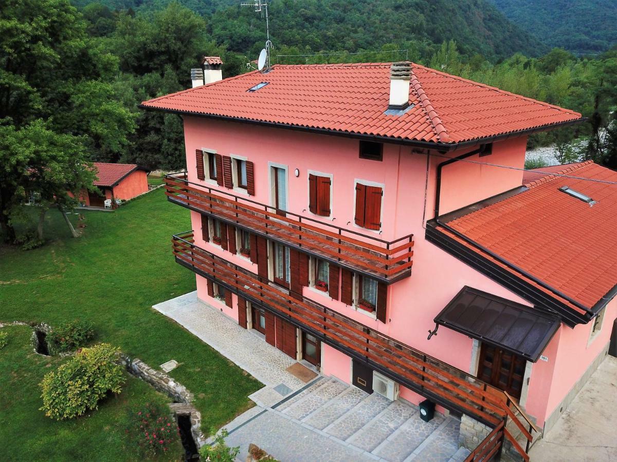Pikes Villa Pulfero ภายนอก รูปภาพ
