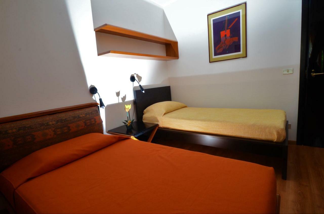 Pikes Villa Pulfero ภายนอก รูปภาพ